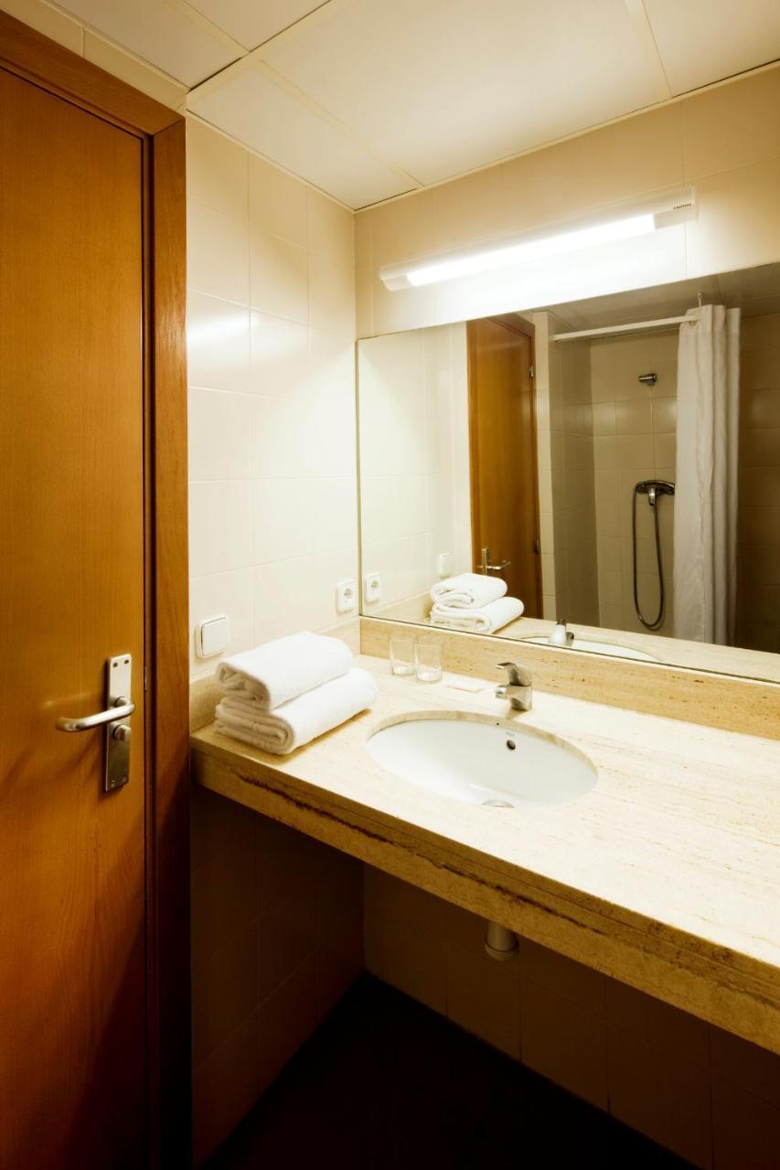 Апартаменты Residencia Universitaria Sarria Барселона Номер фото