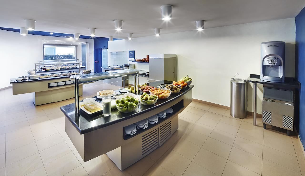 Апартаменты Residencia Universitaria Sarria Барселона Экстерьер фото