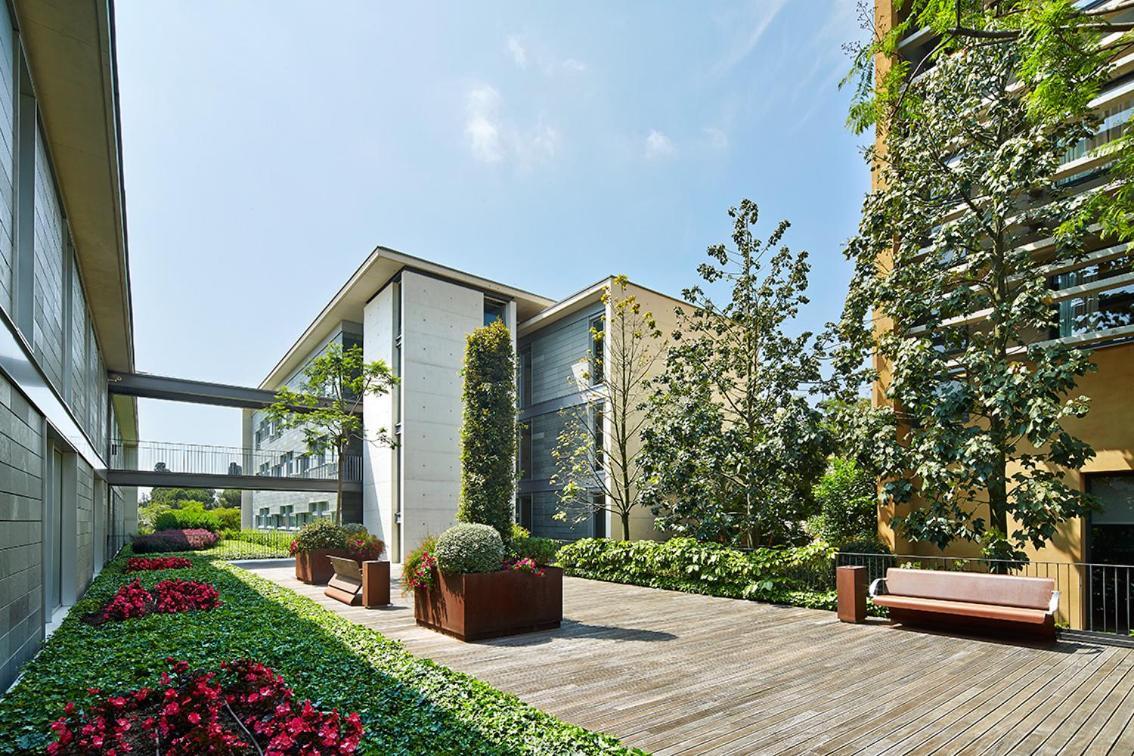Апартаменты Residencia Universitaria Sarria Барселона Экстерьер фото